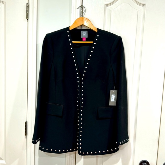 Brand new blazer. high quality. Very beautiful and elegant. - Picture 1 of 6